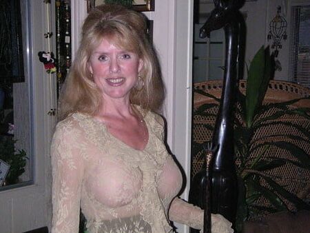 Amateur MILFs My Favorites