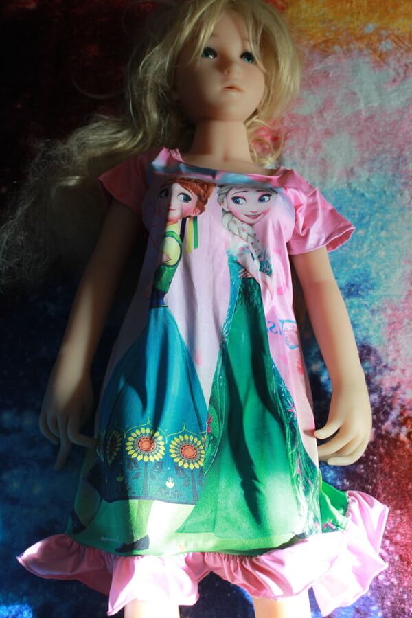 Cm WM Sexdoll in now frosen dress