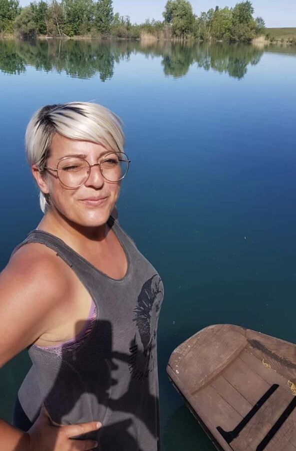 Please cock Tribut and send me pm Gift for you
