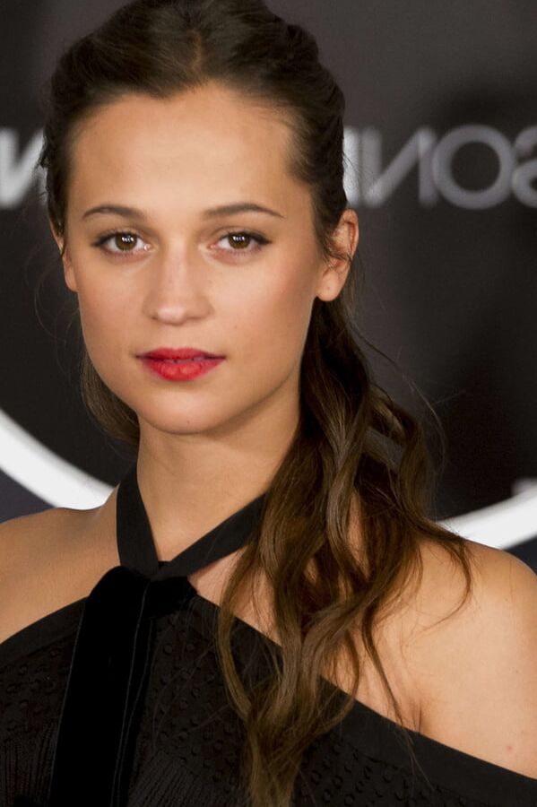 Alicia Vikander
