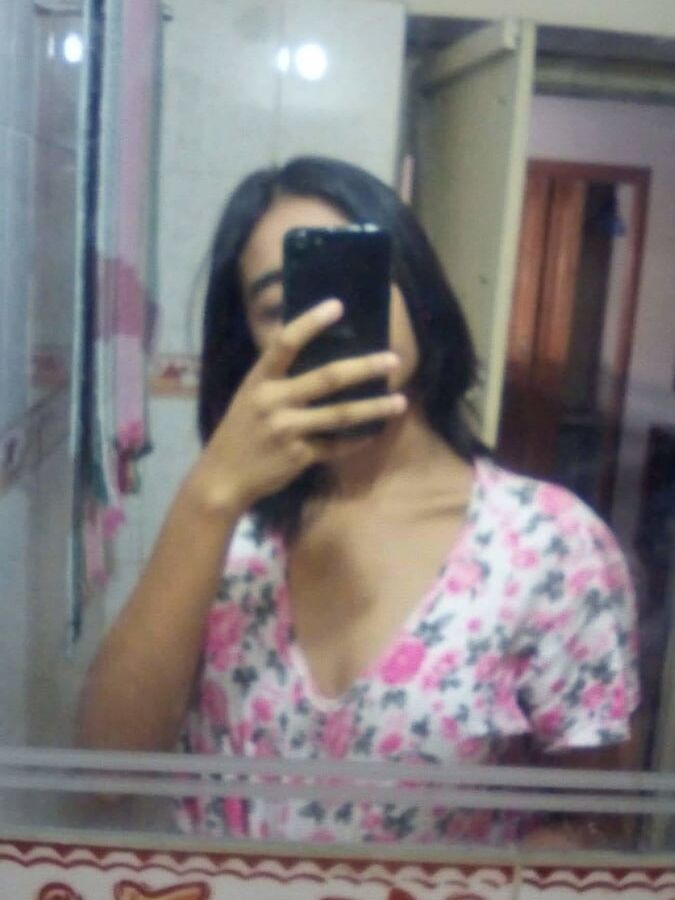 Arindita Sen Selfie for indian BF