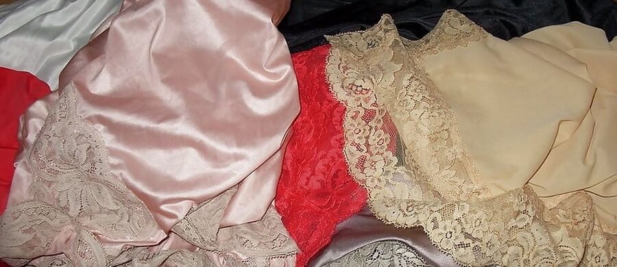 Sexy Lacy Lingerie Silky Fullslips Gorgeous Half Slips