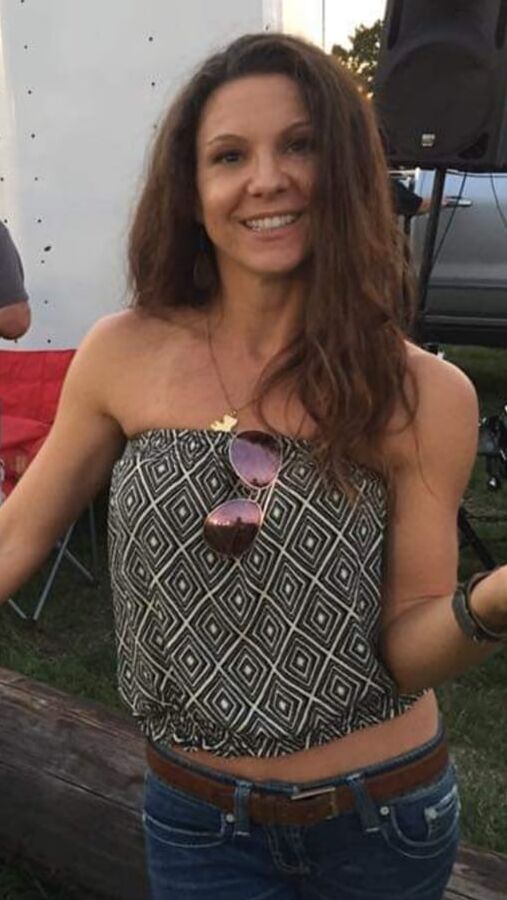 How would you fuck this sexy milf