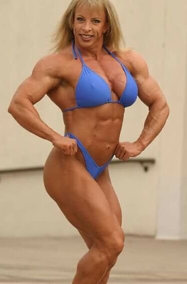 Dianne Solomons! Mature Blonde Beautiful Bodybuilder!