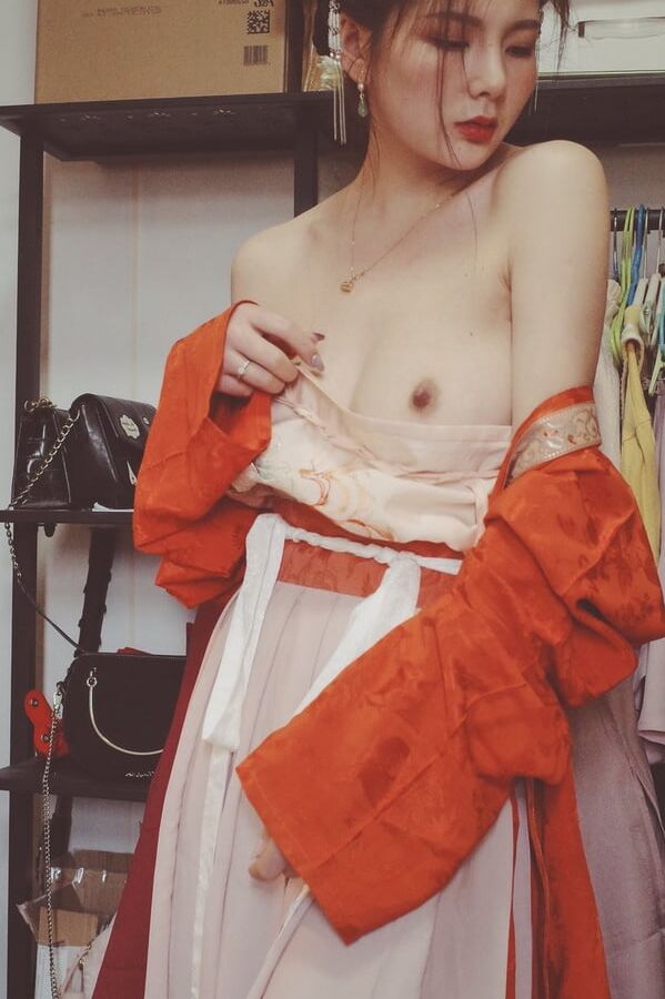 Sexy chinese girl