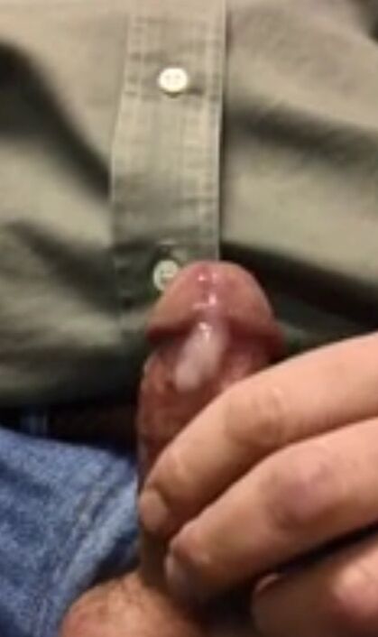 Guys cumming in jeans. Nice