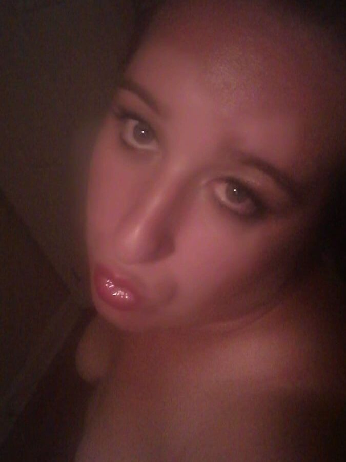 Vanessa Button Ontario Whore