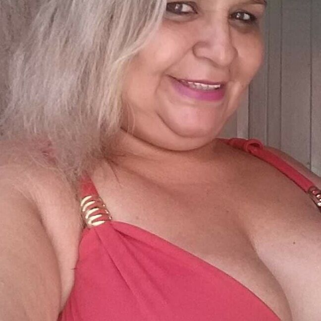 beatriz suarez mature granny boobs gigantes