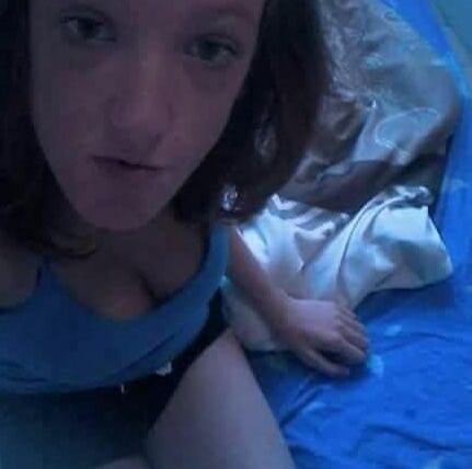Matea young slut mom