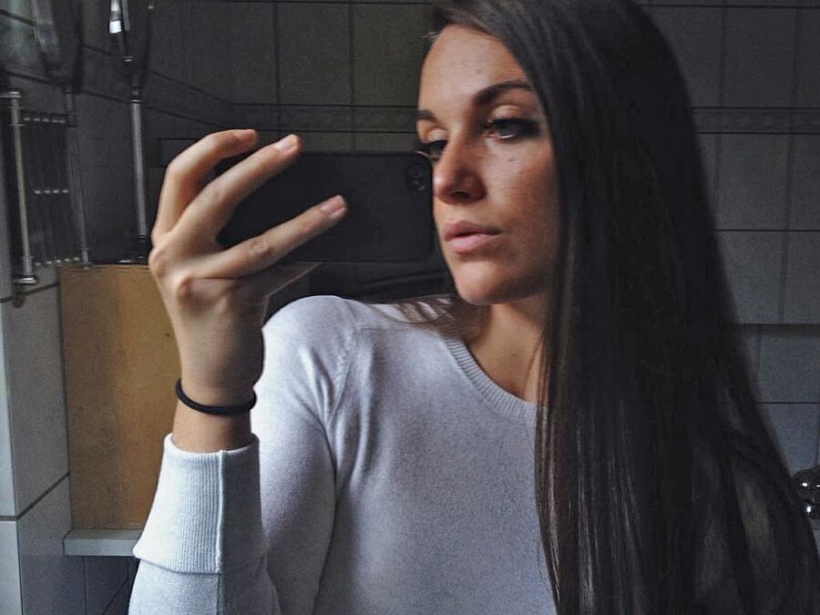 Dutch Slut Vicky