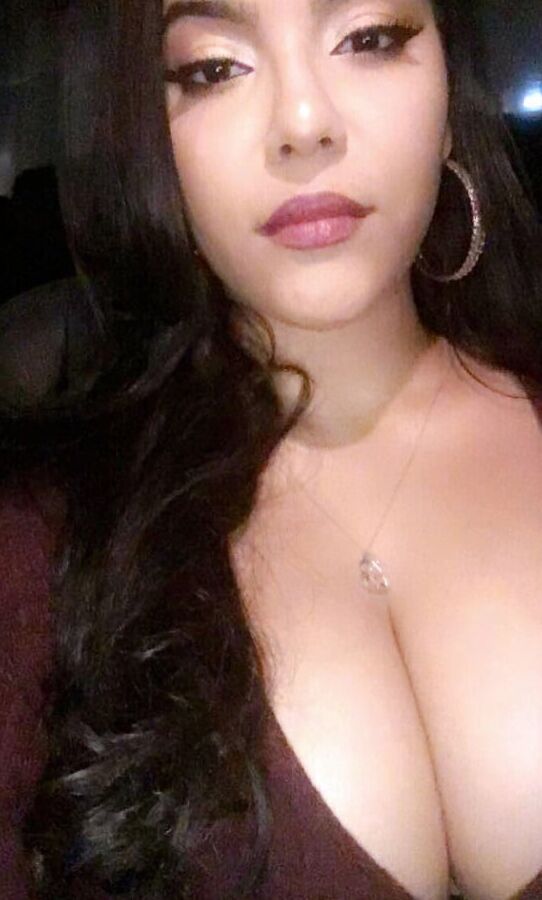 Thick latina
