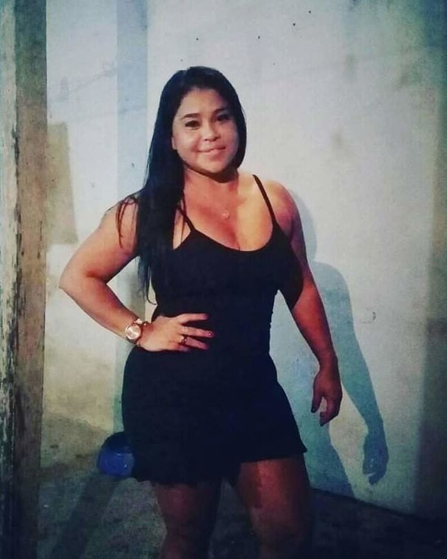 SIMONE MORENA CAVALA MADURA RABUDA DEMAIS