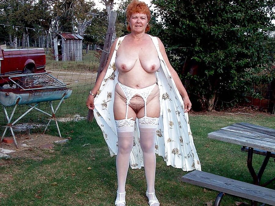 Mature Housewivws