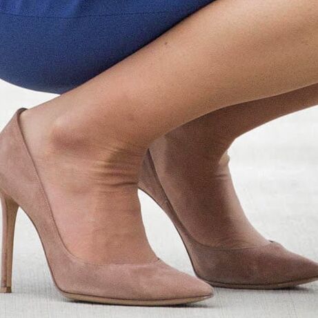 Who love Kate?