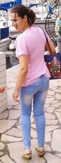 Many milfs