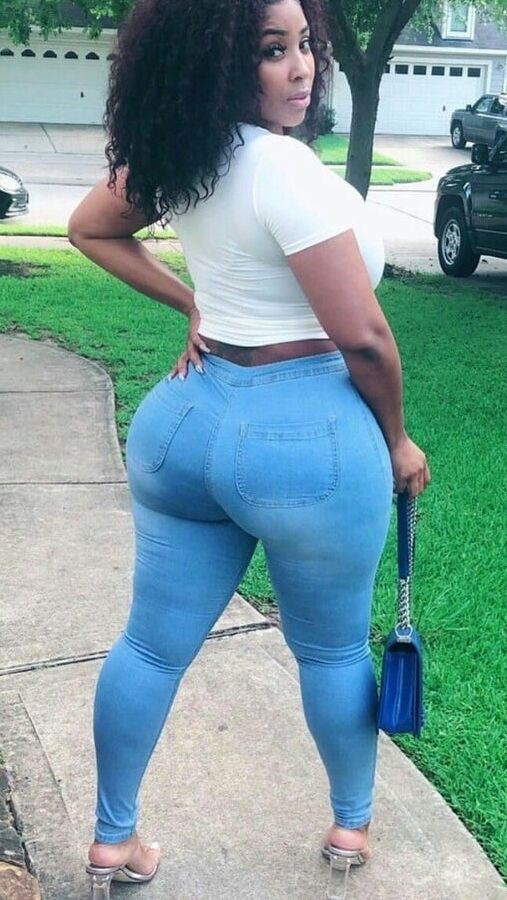 MAMACITAS CULONAS V