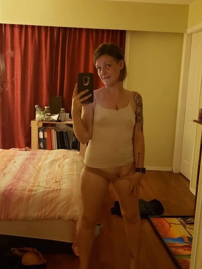 Sexy UK Wife