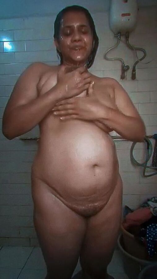 Most famous Indian aunty on the Internet