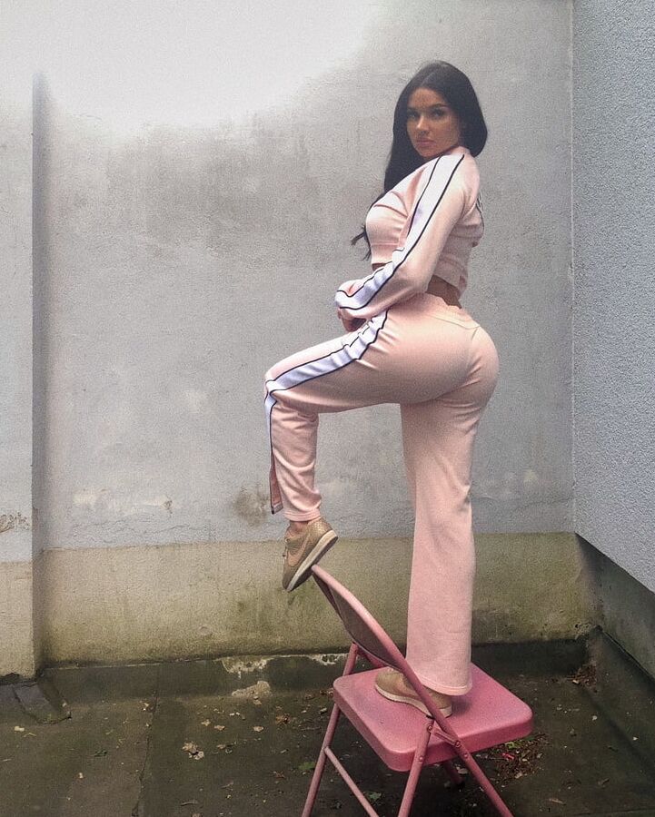 Shirin David