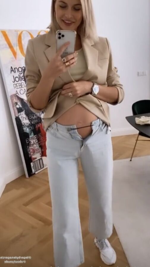 Lena Gercke die Saftzieherin