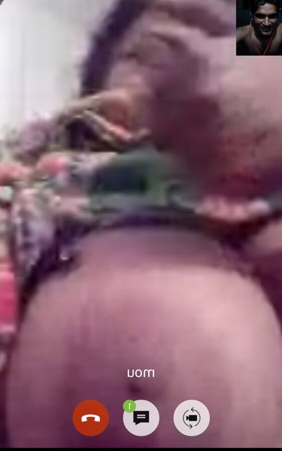 Desi Bangla Big boob mature women nude chats with secret bf