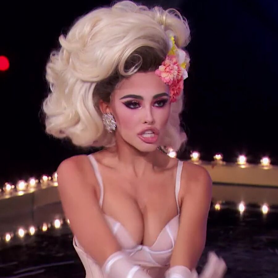 Madison Beer Celebrity Drag Race ()