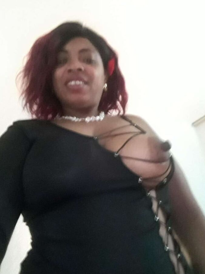 Ebony Chubby MILF