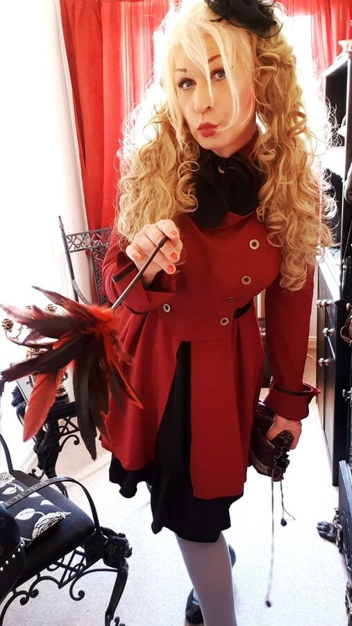 GOTHIC VICTORIANISCH SEXY UNTERWEGS