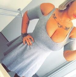 モンスターおっぱい恥ずかしがり屋の妻