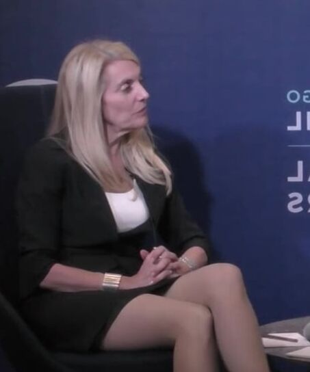 Business Mature Lael Brainard