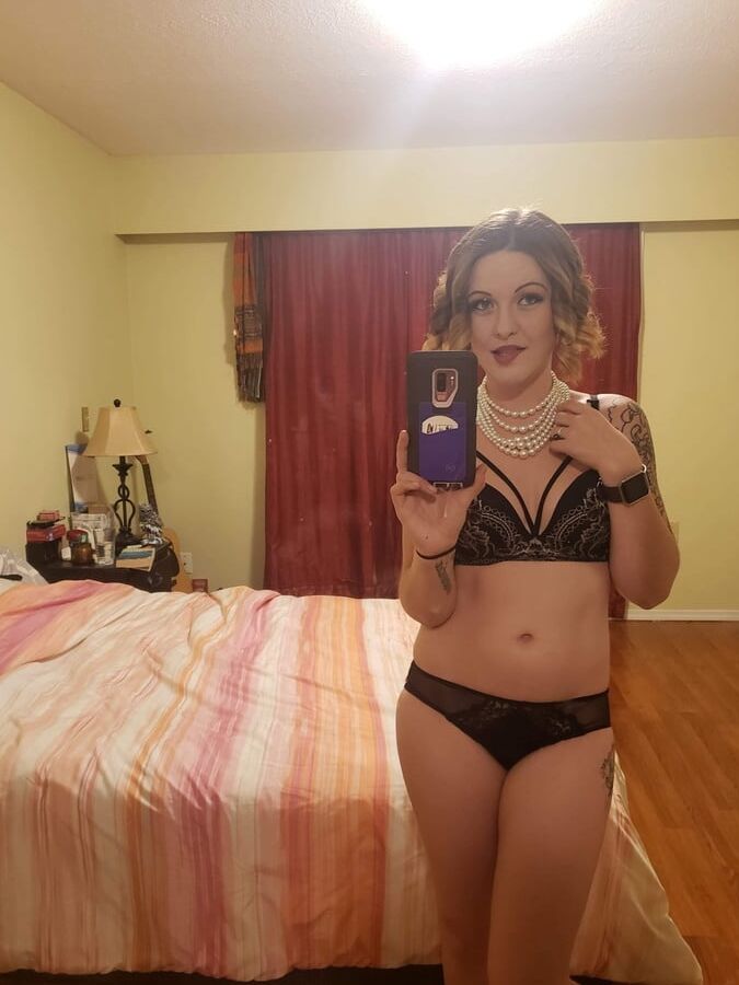 Sexy UK Wife