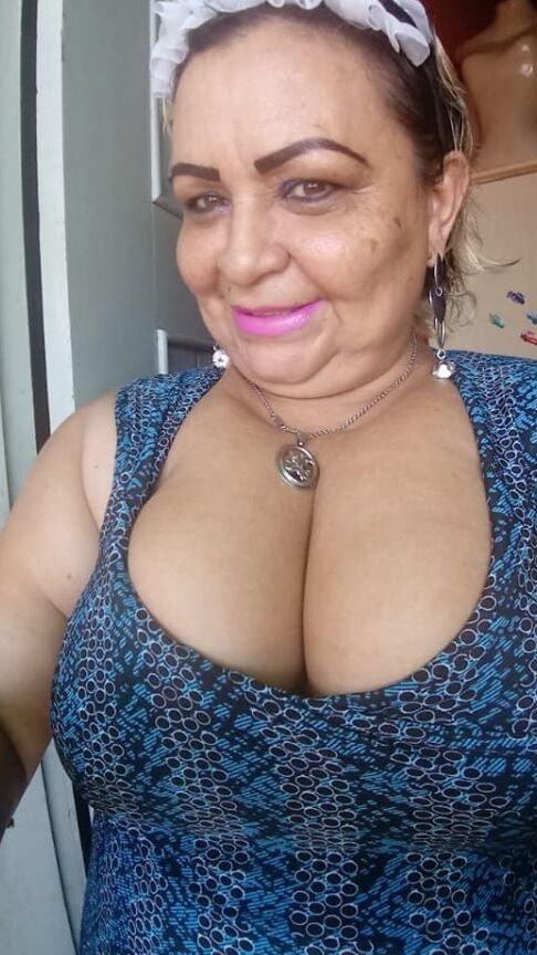 beatriz suarez mature granny boobs gigantes