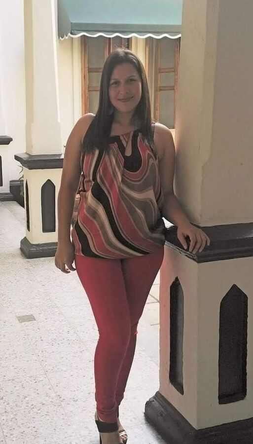 MILF LATINA