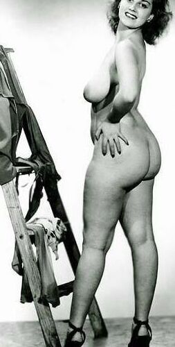 Eleanor Ames aka Dottie Reeka, vintage model