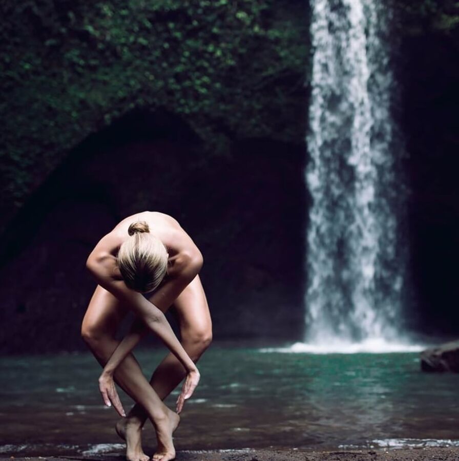 Best Damn Pics - Best Damn Outdoor Pussy
