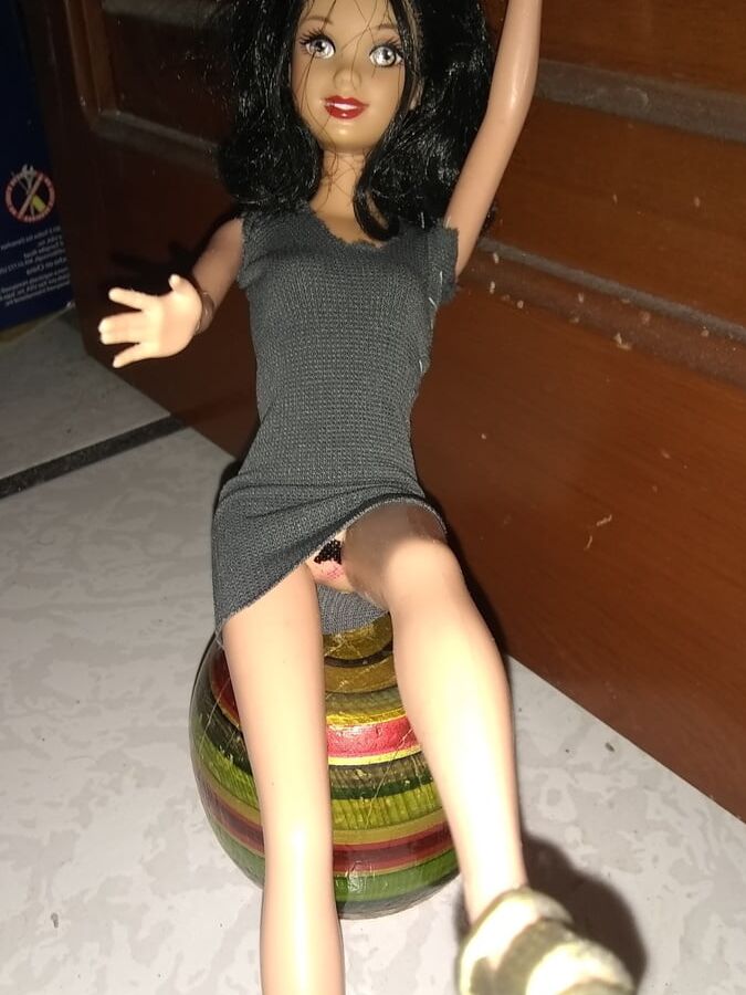 junio Barbie Doll Blanca Nieves