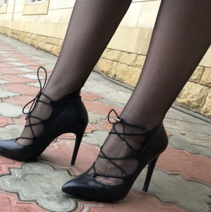 Legs of caucasian women (Sale)