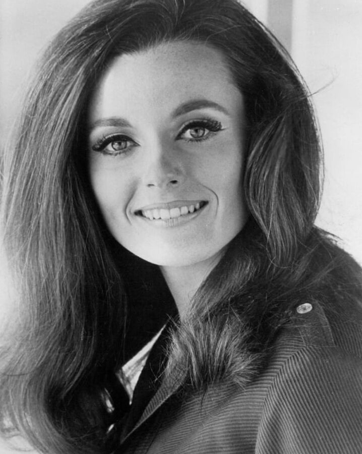 Celeste Yarnall
