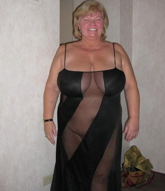 Big Boobs sexy Mature and Milf