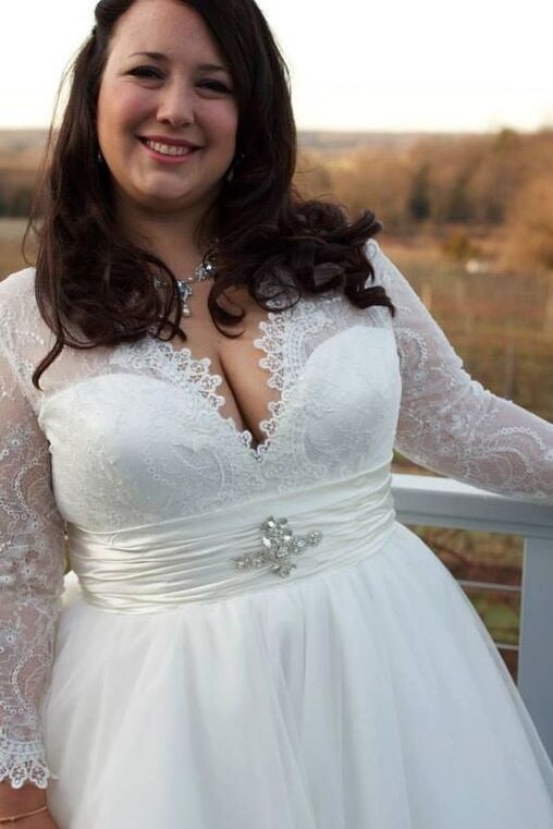 Plus size brides