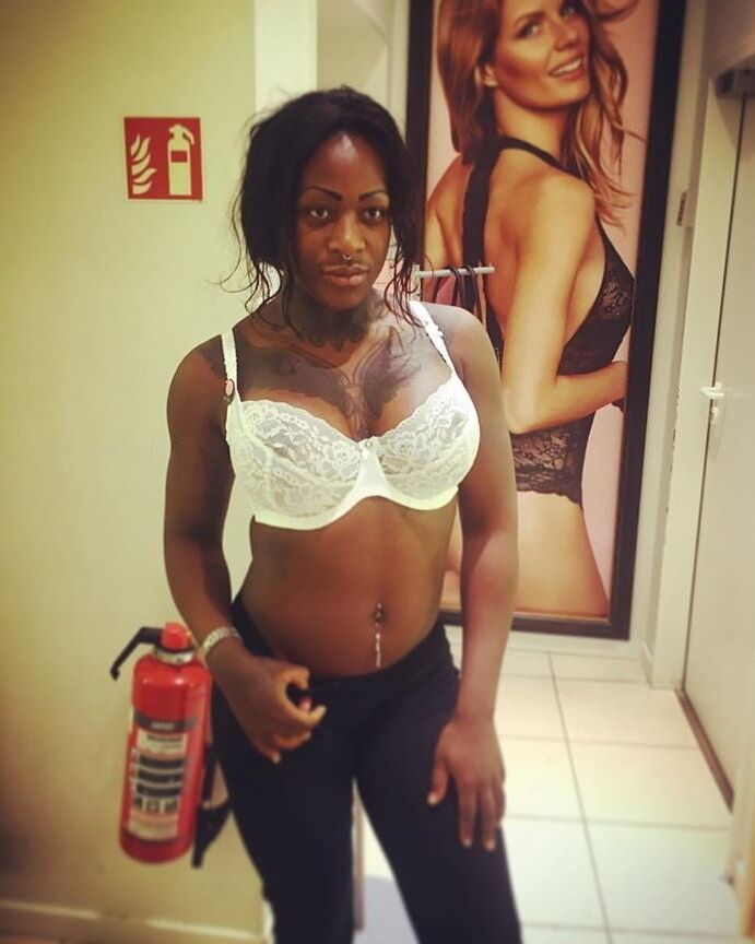 Josy Black