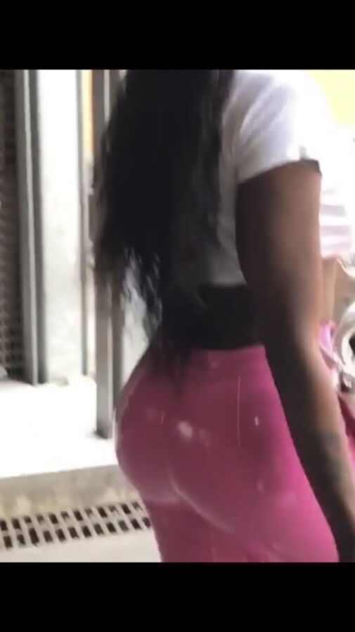 Aya Nakamura slut la grosse pute