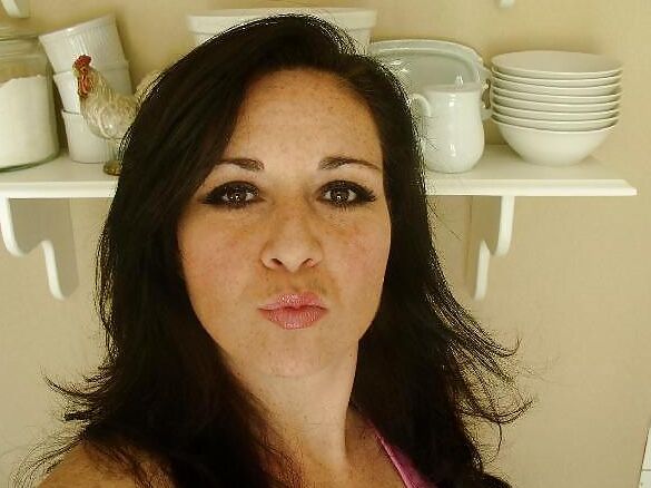 MILF LATINA