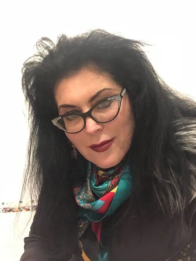 Sexy milf bitch