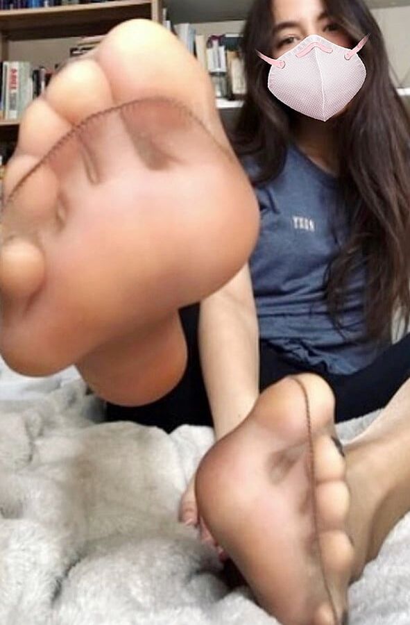Sexy nylon feet