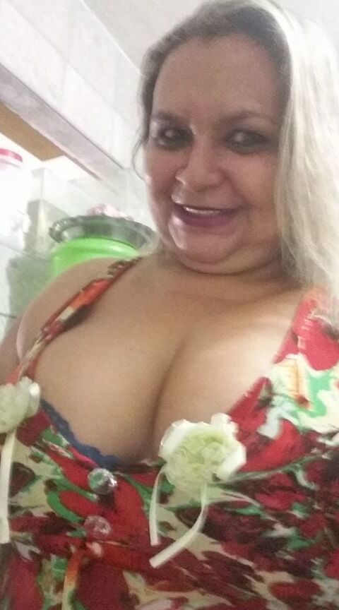 beatriz suarez mature granny boobs gigantes