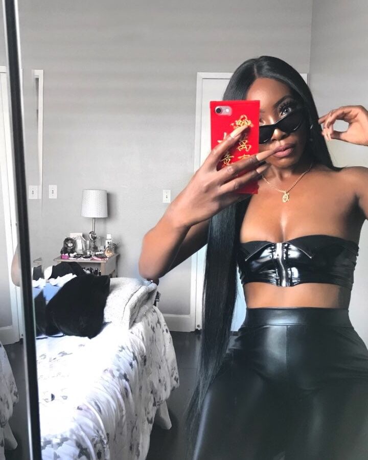 Black bitches exposing asses