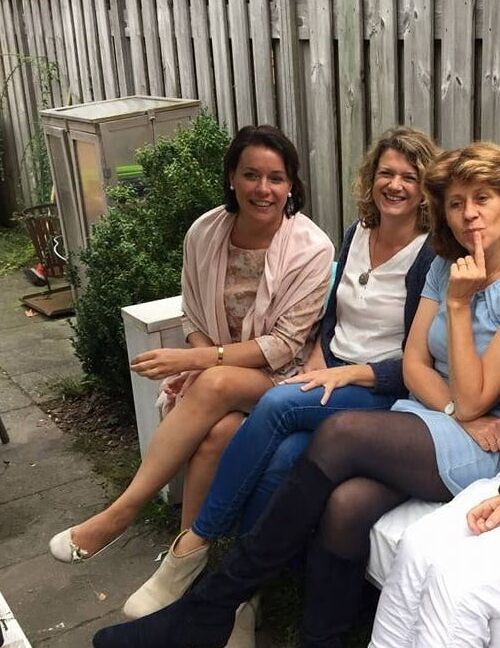 Who would you like to fuck and how? mom Dionne or Maxime
