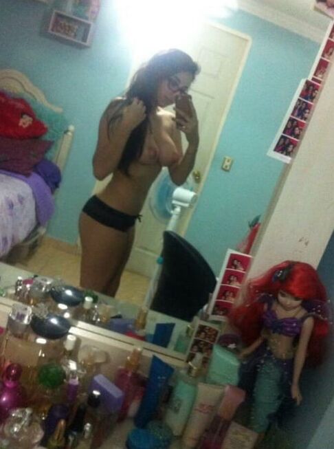 Slim Latina