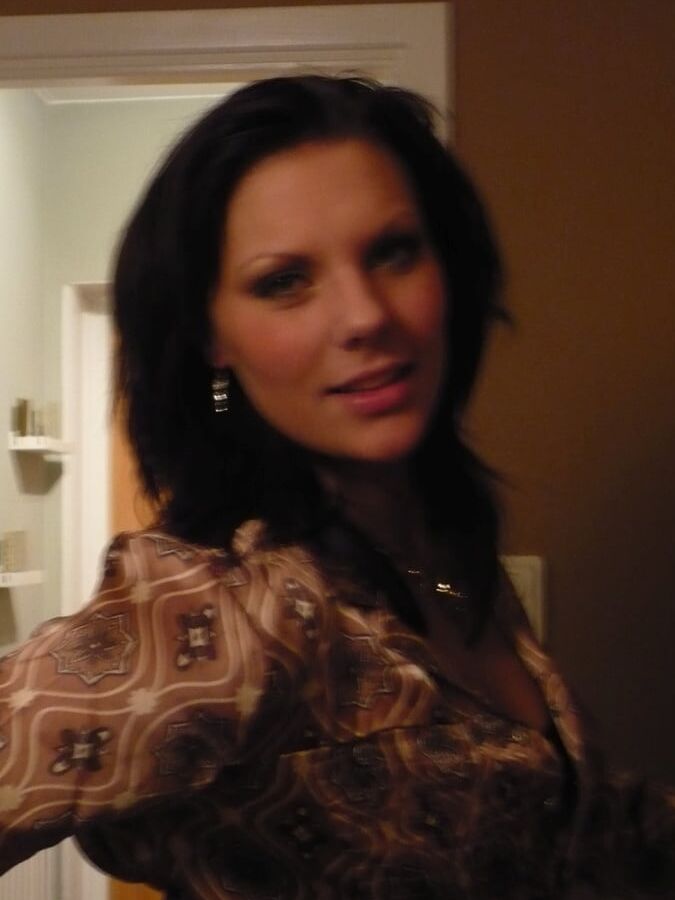 brunette a defoncer